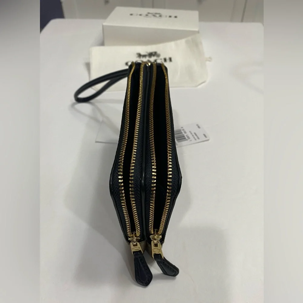 NWT COACH Signature Wristlet Double Zip - Picture 7 of 11